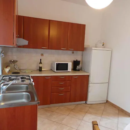 Apartman In Zambratija/istrien 35413 Zambratija