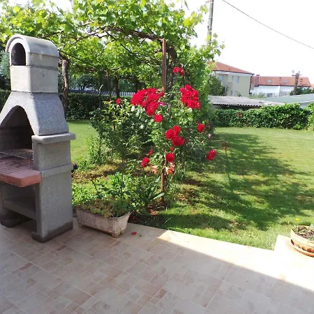 In Zambratija/istrien 35413 Apartman Zambratija